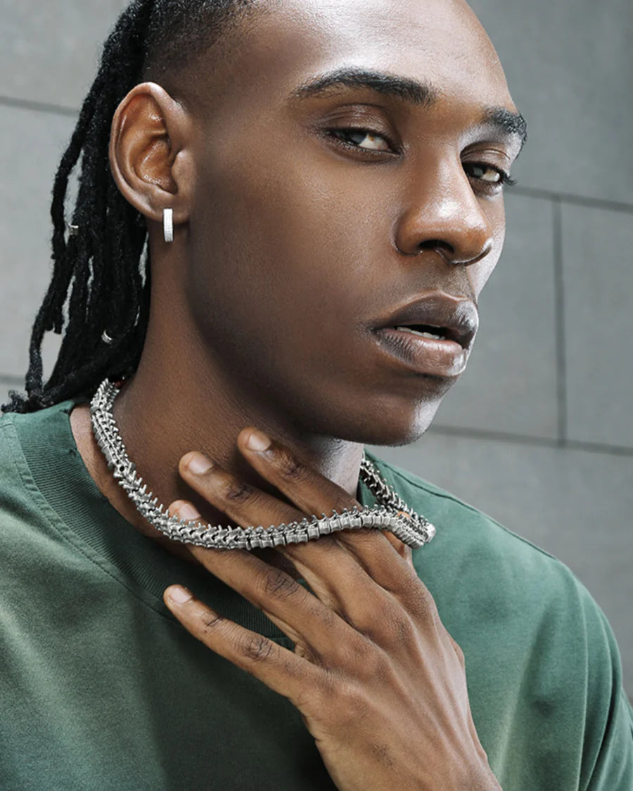 Spine Chain Necklace