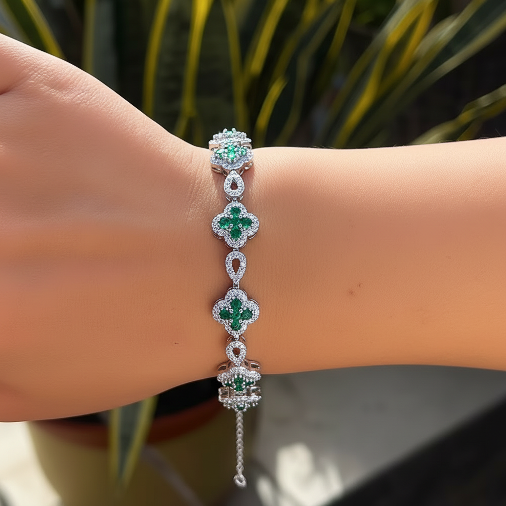 Solo bracciale verde al polso